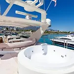 Royal Marina Luxe Hotel & Casino & Yacht Port Hotel 5*