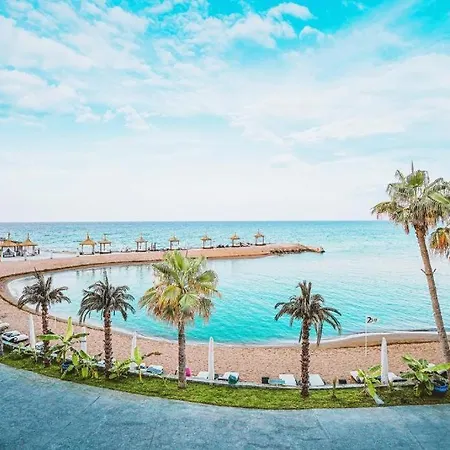 Royal Marina Luxe Hotel & Casino & Yacht Port 5*