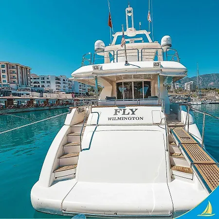 Royal Marina Luxe Hotel & Casino & Yacht Port Hotell 5*