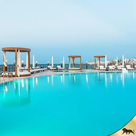 Royal Marina Luxe Hotel & Casino & Yacht Port 5* Κερύνεια