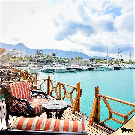 Royal Marina Luxe Hotel & Casino & Yacht Port Κερύνεια